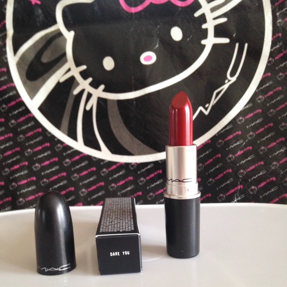 LAST ONE!💄HP!💄MAC Creemsheen Lipstick Dare You